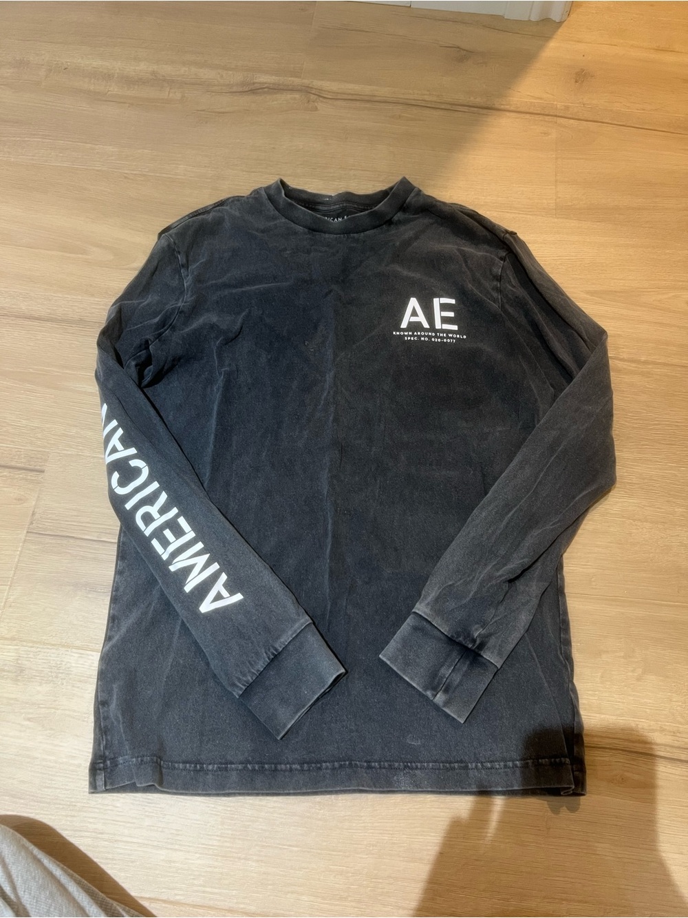 American Eagle Outfitters Men’s Black AE Long Sleeve Graphic Shirt